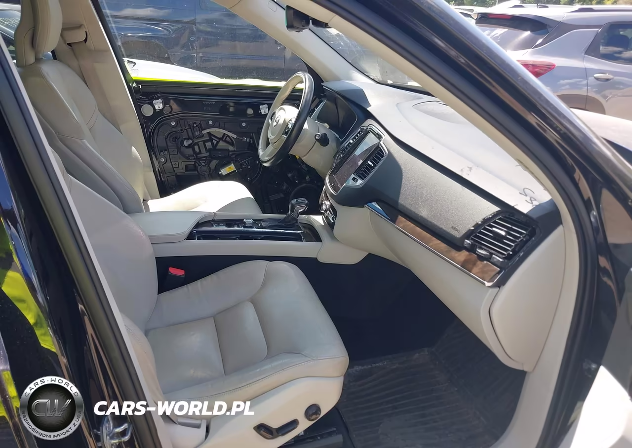 2018 Volvo Xc90 T6 Momentum VIN:YV4A22PKXJ1335888 - 5