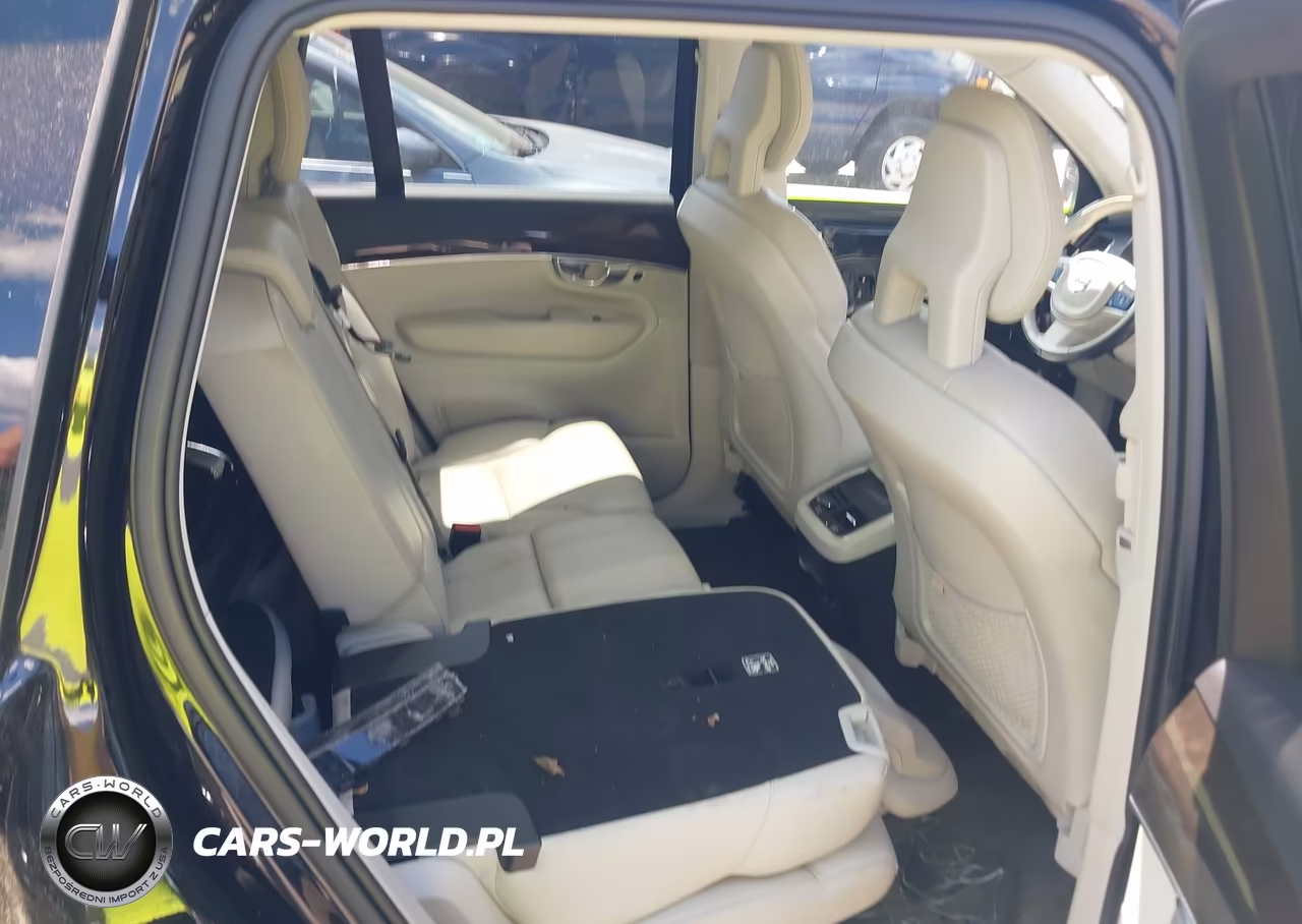 2018 Volvo Xc90 T6 Momentum VIN:YV4A22PKXJ1335888 - 8