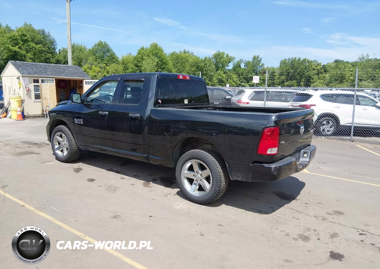2016 Ram 1500 Express VIN:1C6RR7FG1GS162798 - 3