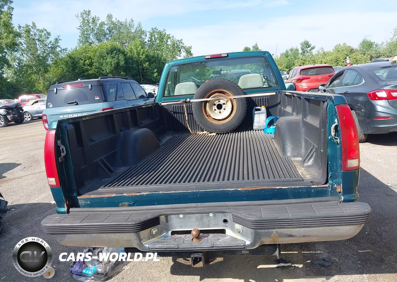 1995 Chevrolet Gmt-400 C2500 VIN:1GCFC24K1SZ147709 - 16