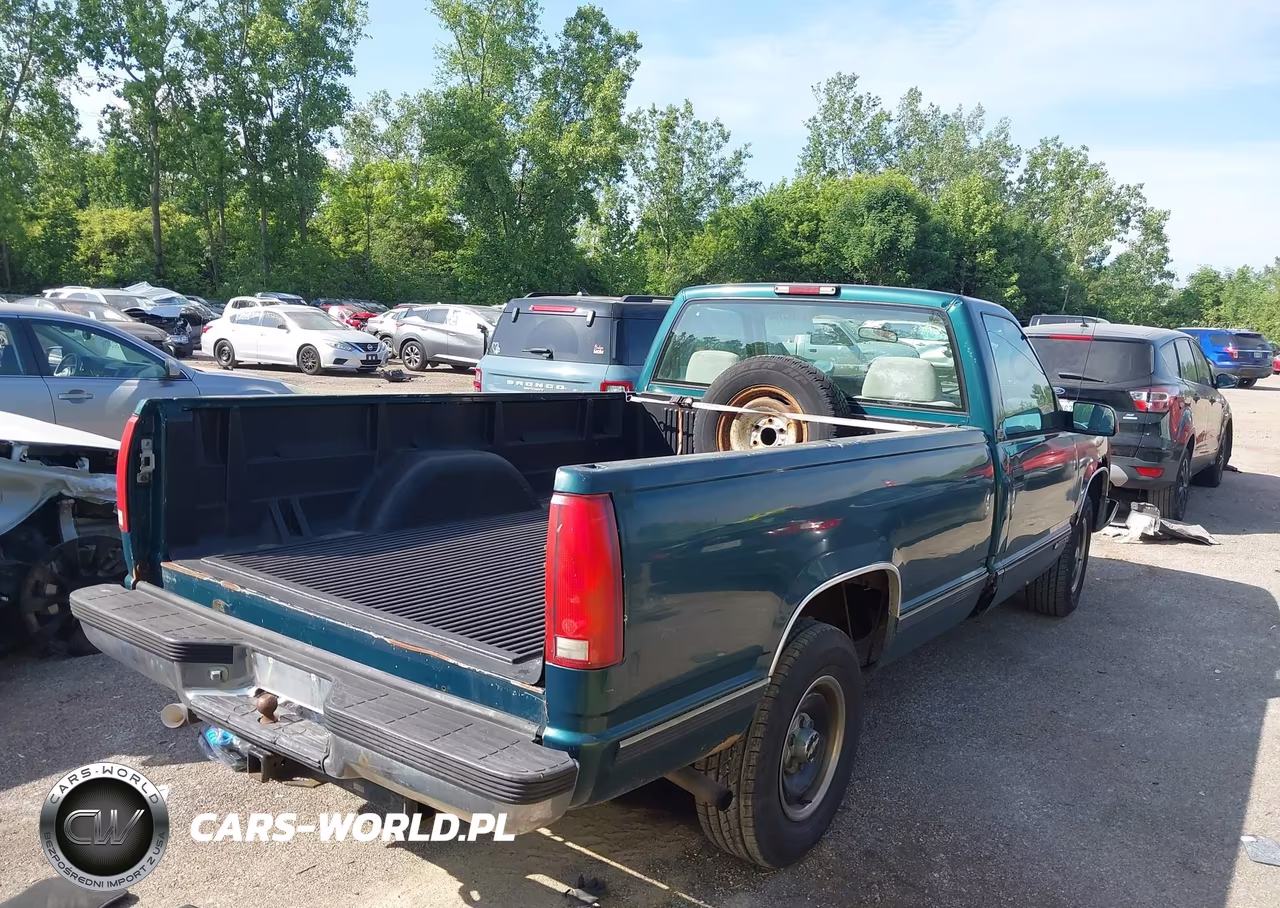 1995 Chevrolet Gmt-400 C2500 VIN:1GCFC24K1SZ147709 - 4