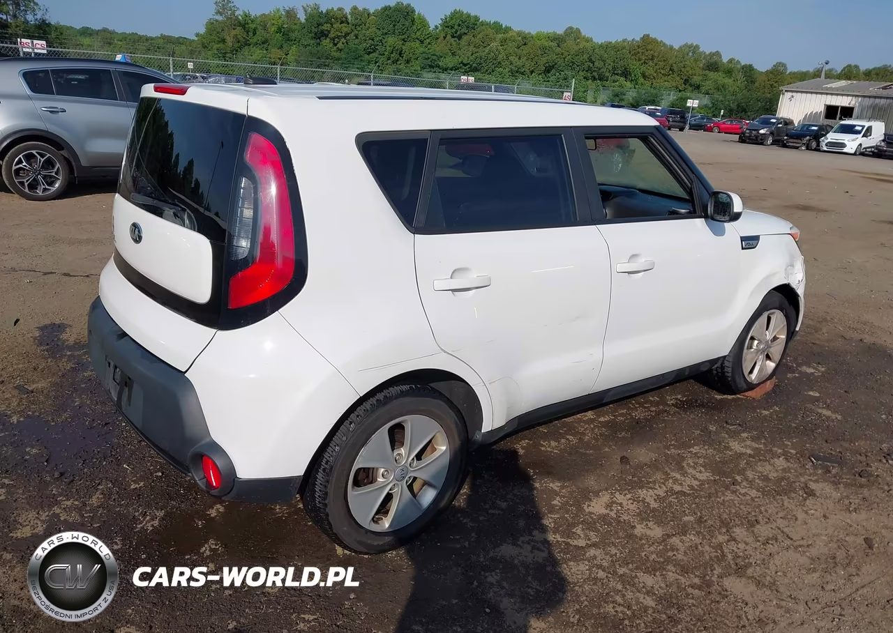 2016 Kia Soul VIN:KNDJN2A27G7385379 - 4