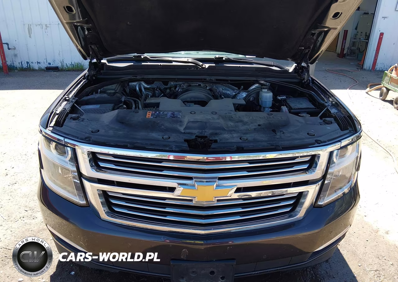 2017 Chevrolet Suburban Premier VIN:1GNSKJKC4HR146125 - 10