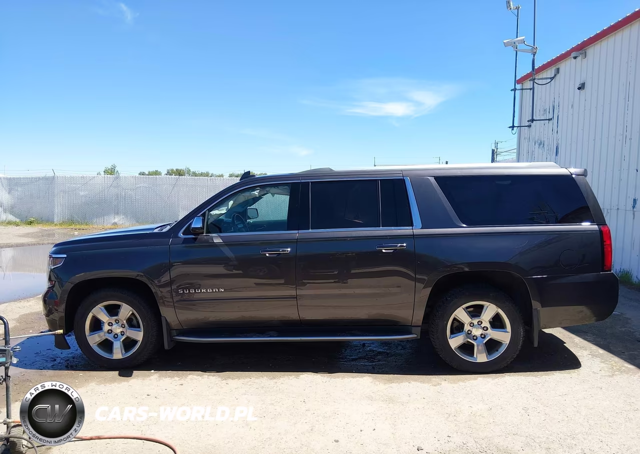 2017 Chevrolet Suburban Premier VIN:1GNSKJKC4HR146125 - 13