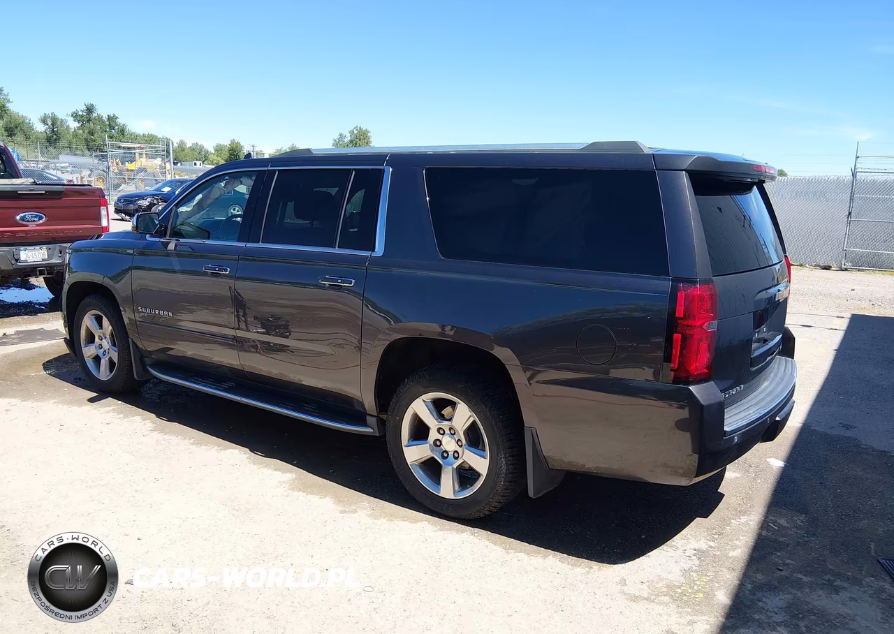 2017 Chevrolet Suburban Premier VIN:1GNSKJKC4HR146125 - 3