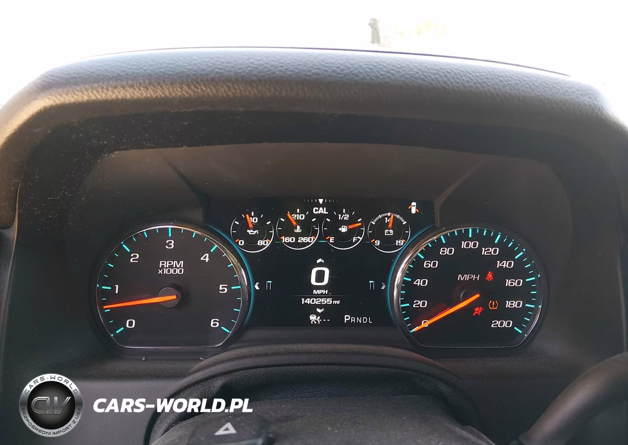 2017 Chevrolet Suburban Premier VIN:1GNSKJKC4HR146125 - 7