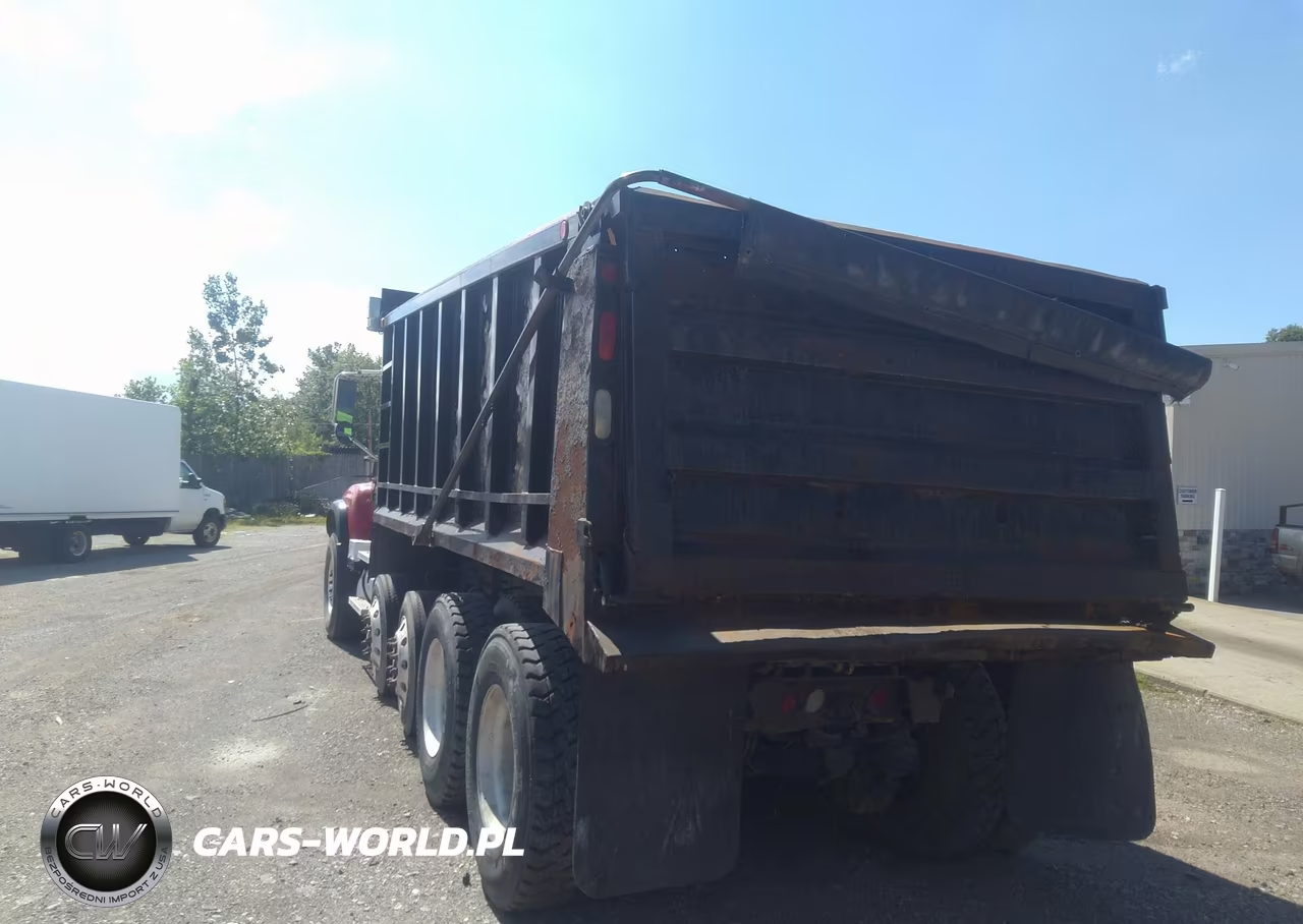 2005 Mack 700 Cv700 VIN:1M2AG11CX5M021576 - 4