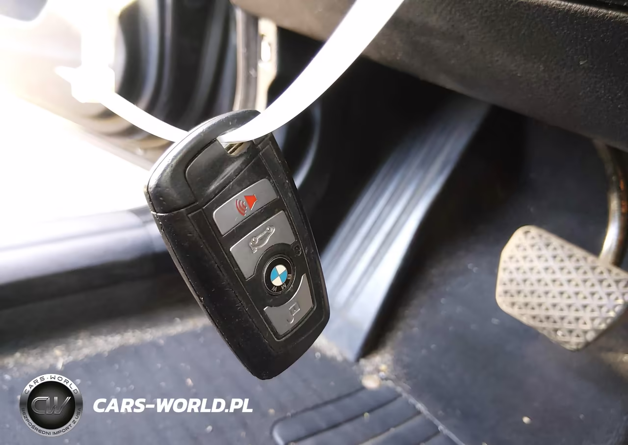 2013 BMW 535I xDrive VIN:WBAFU7C54DDU74155 - 11