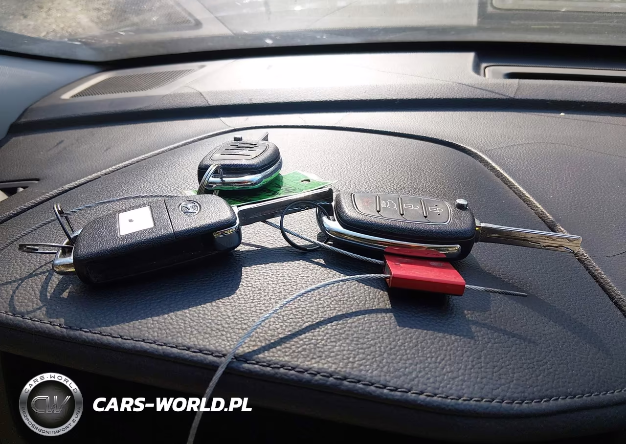 2015 Hyundai Sonata Sport VIN:5NPE34AF9FH040970 - 11