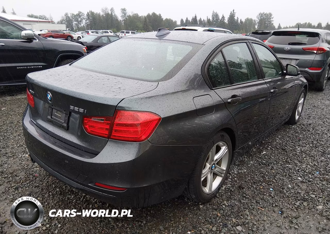 2015 BMW 328I xDrive VIN:WBA3B3G54FNR87950 - 4