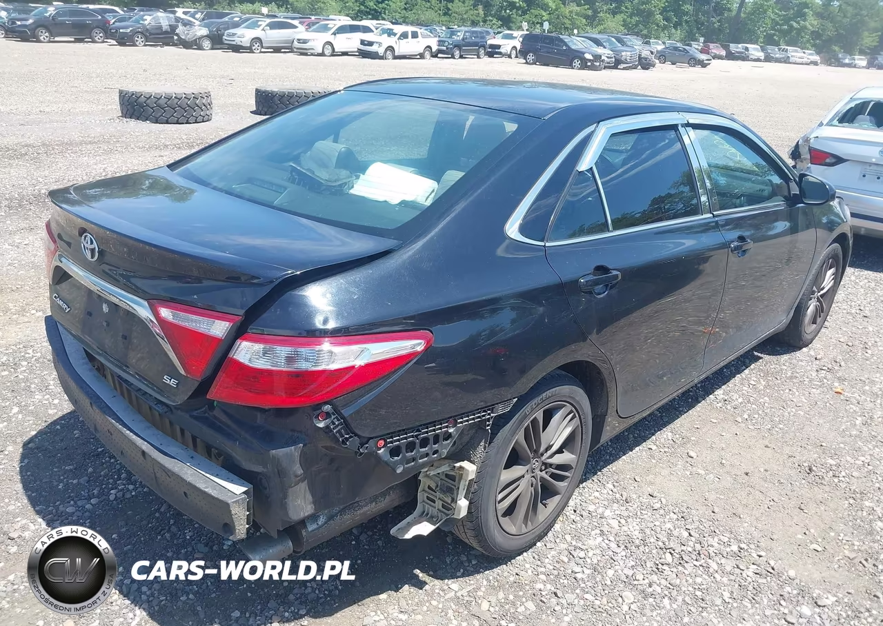 2017 Toyota Camry Se VIN:4T1BF1FK3HU652522 - 4