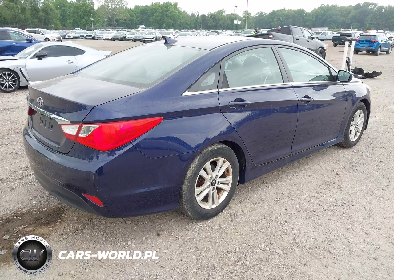 2014 Hyundai Sonata Gls VIN:5NPEB4ACXEH830785 - 4