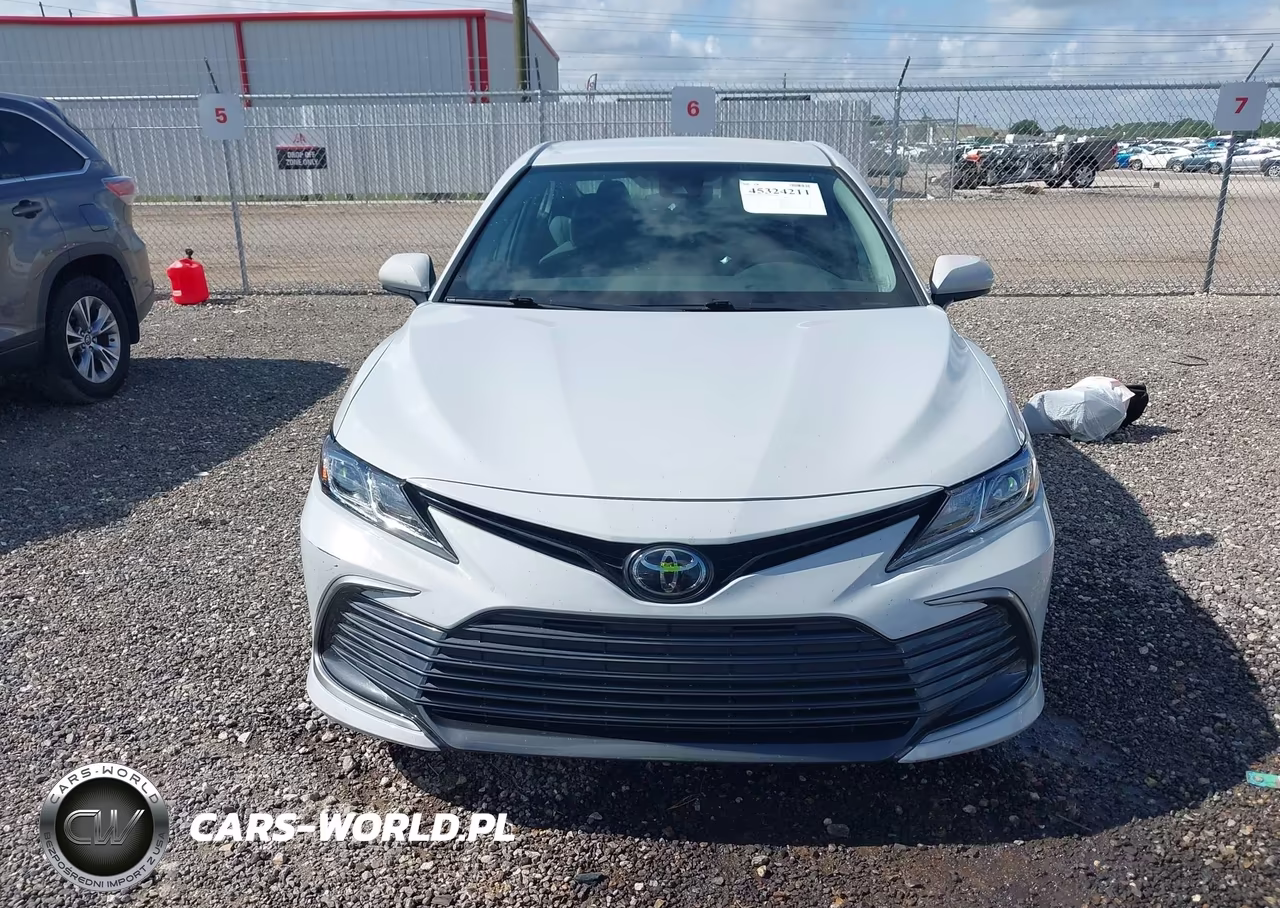 2022 Toyota Camry Le VIN:4T1C11AK2NU063726 - 13