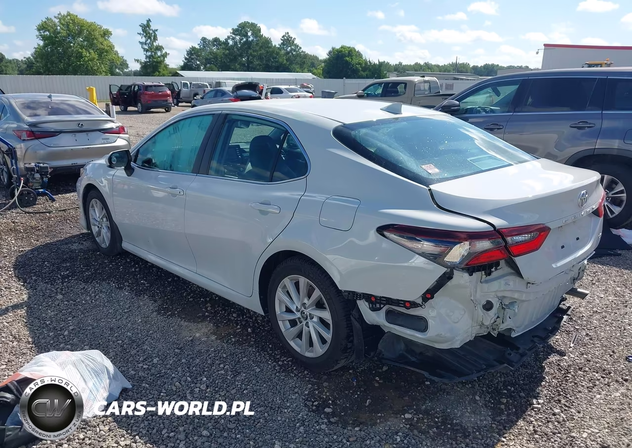 2022 Toyota Camry Le VIN:4T1C11AK2NU063726 - 3