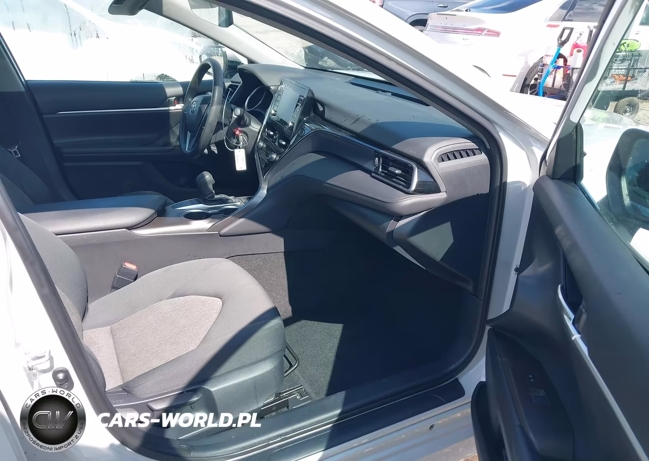2022 Toyota Camry Le VIN:4T1C11AK2NU063726 - 5
