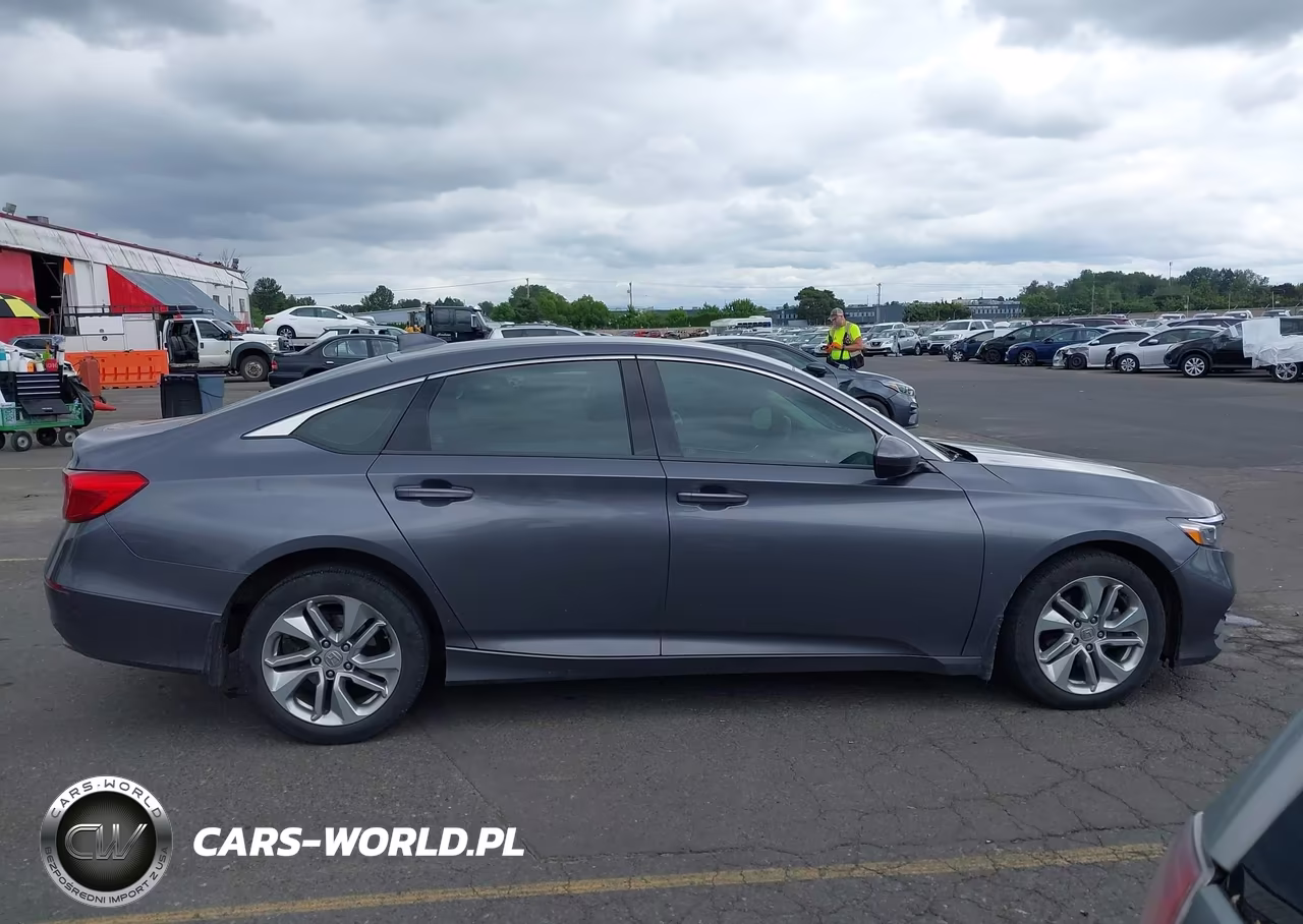 2018 Honda Accord Lx VIN:1HGCV1F19JA064412 - 13