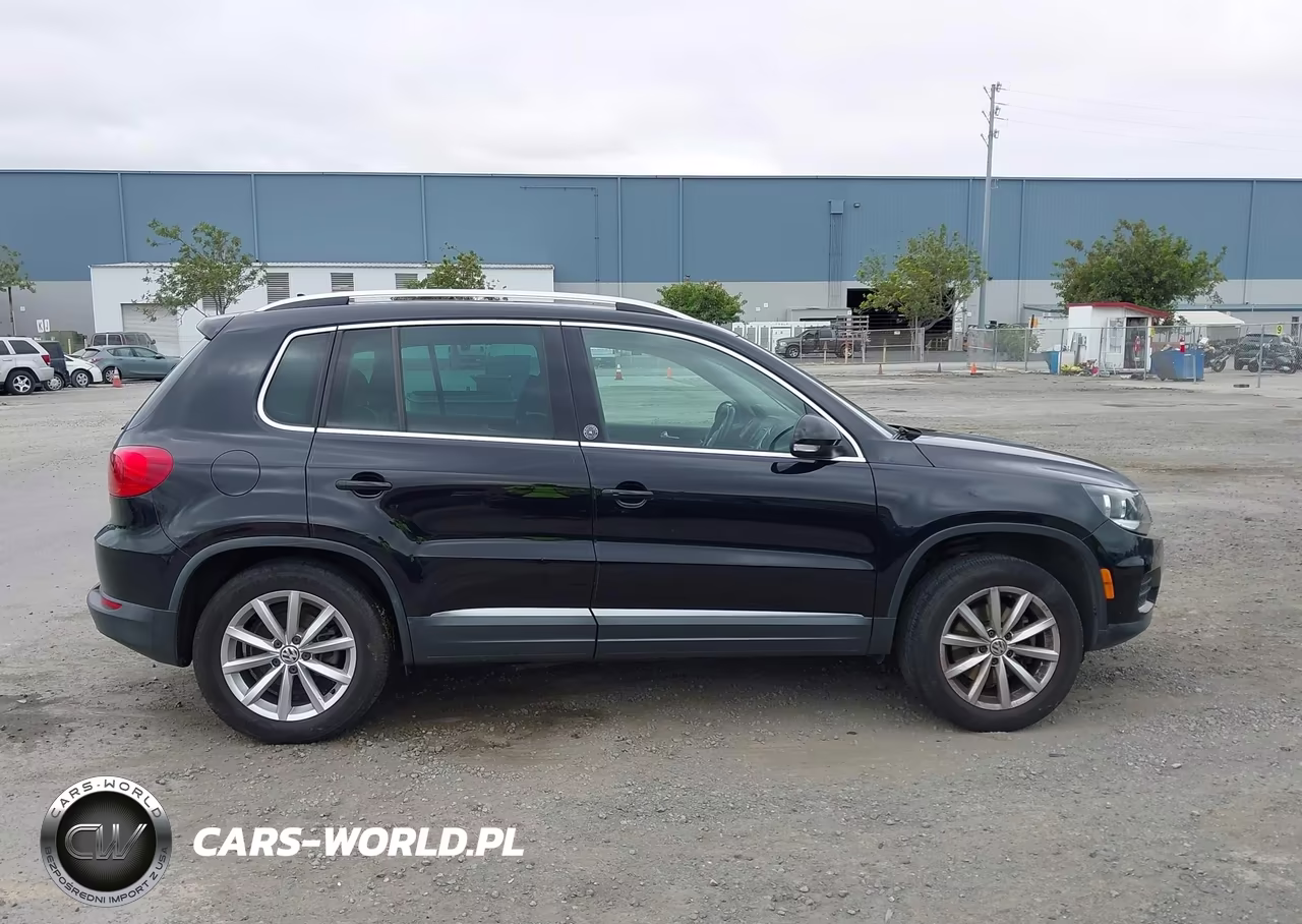 2017 Volkswagen Tiguan 2.0T Wolfsburg Edition VIN:WVGRV7AX4HK003203 - 14