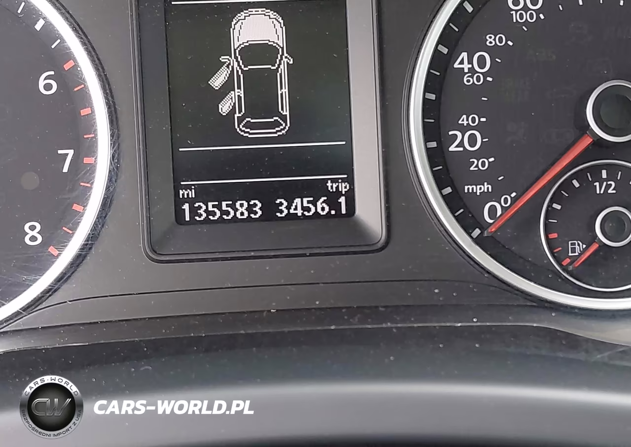 2017 Volkswagen Tiguan 2.0T Wolfsburg Edition VIN:WVGRV7AX4HK003203 - 16