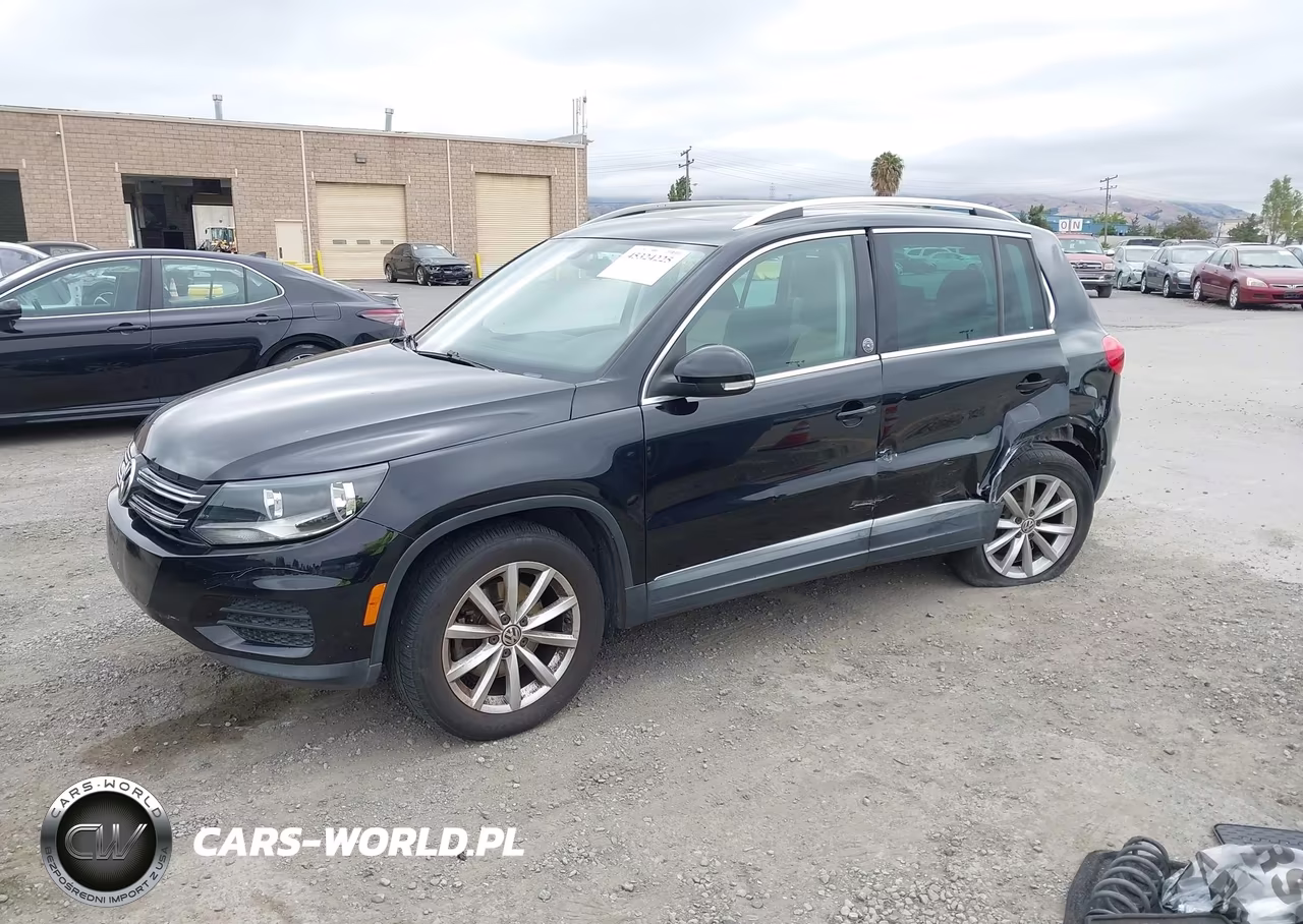 2017 Volkswagen Tiguan 2.0T Wolfsburg Edition VIN:WVGRV7AX4HK003203 - 2