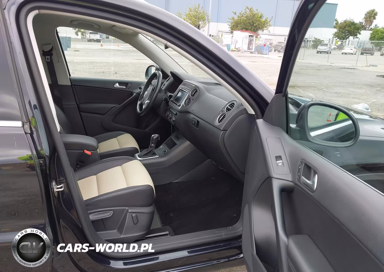 2017 Volkswagen Tiguan 2.0T Wolfsburg Edition VIN:WVGRV7AX4HK003203 - 5