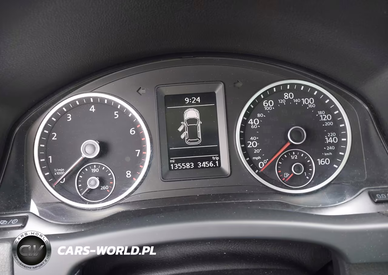 2017 Volkswagen Tiguan 2.0T Wolfsburg Edition VIN:WVGRV7AX4HK003203 - 7