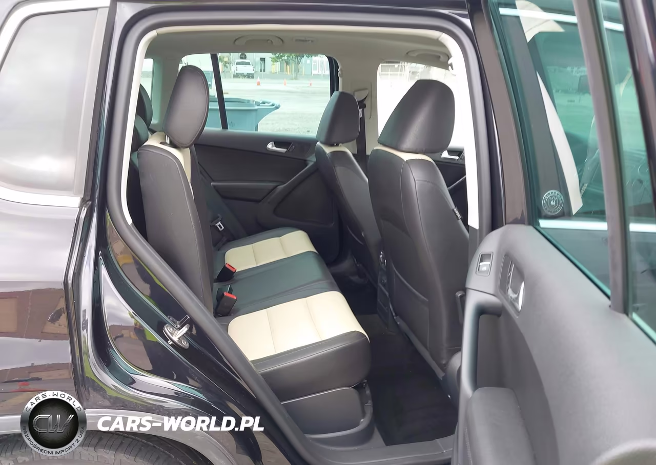 2017 Volkswagen Tiguan 2.0T Wolfsburg Edition VIN:WVGRV7AX4HK003203 - 8