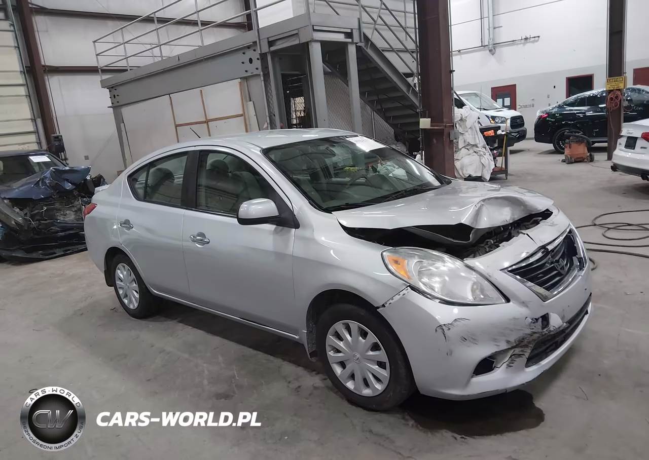 2014 Nissan Versa 1.6 Sv