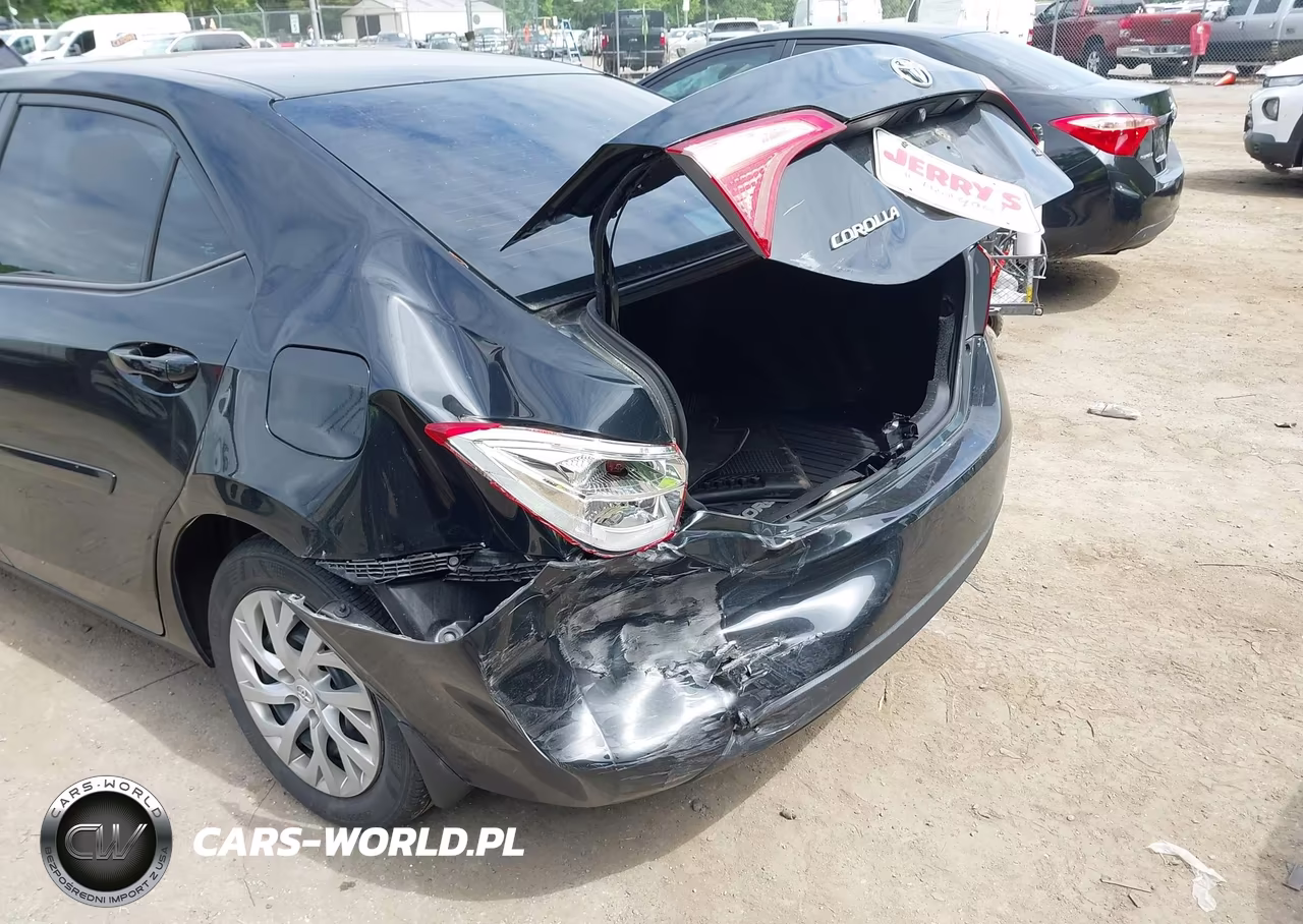 2018 Toyota Corolla Le VIN:2T1BURHE4JC015450 - 6