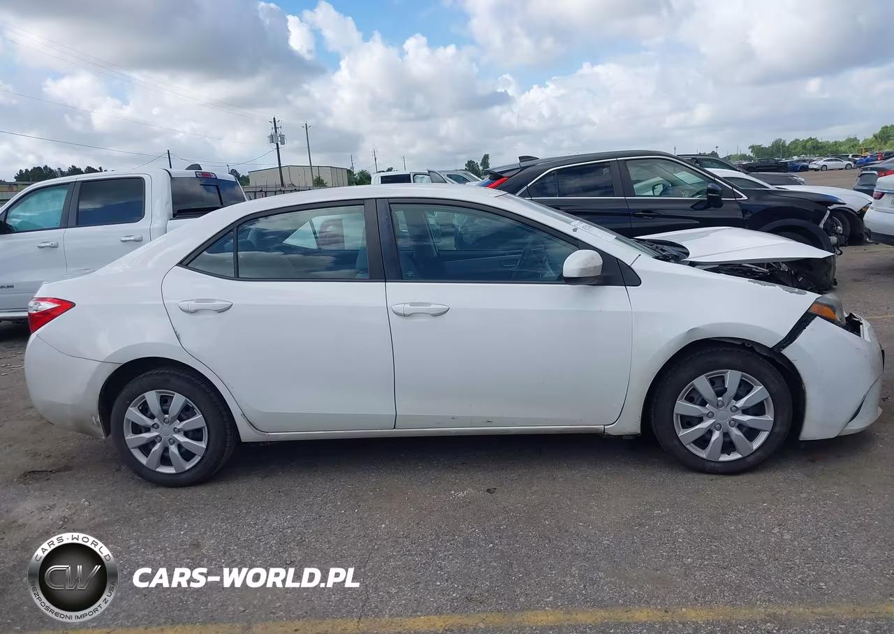 2016 Toyota Corolla Le VIN:5YFBURHE3GP546521 - 13