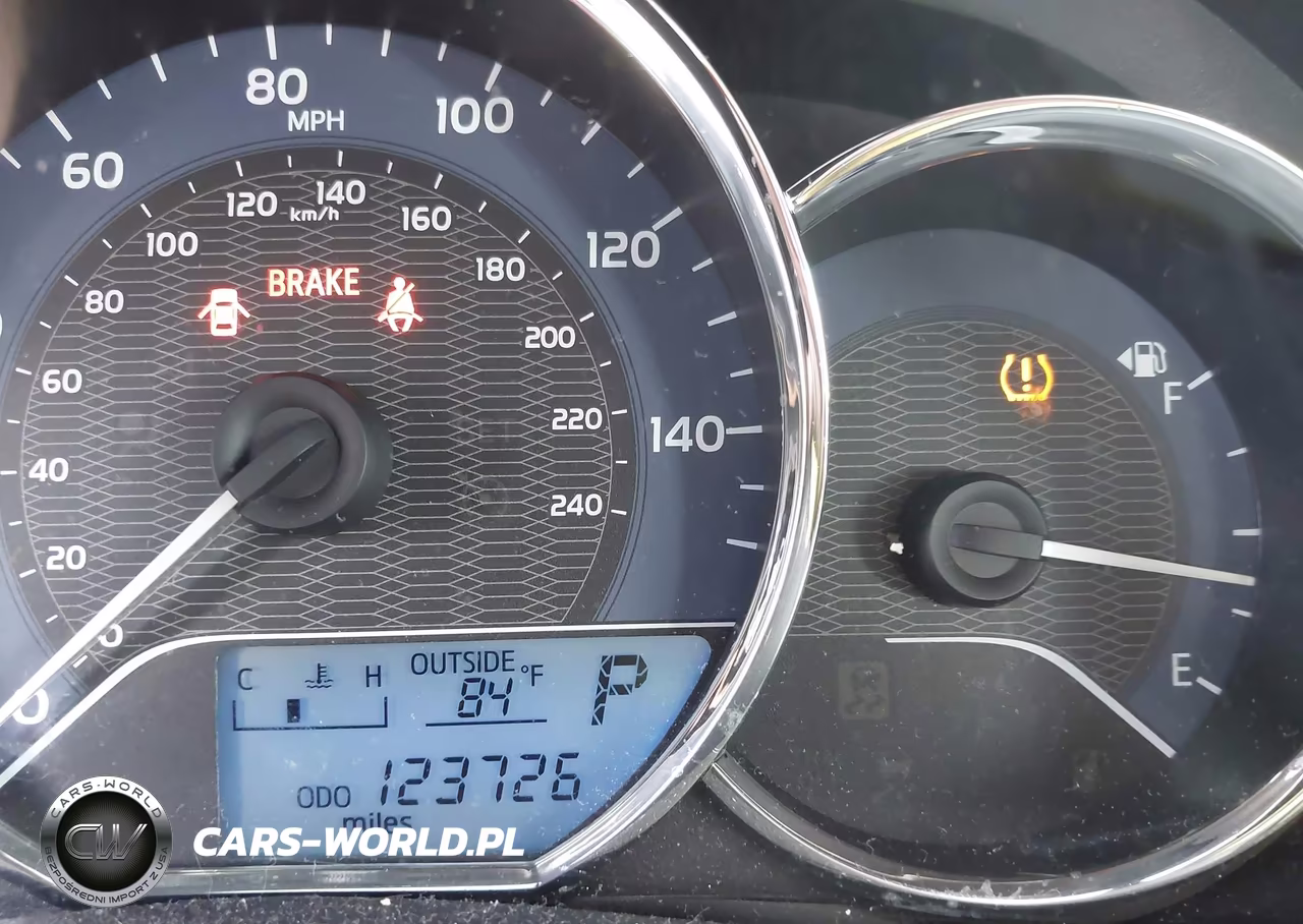 2016 Toyota Corolla Le VIN:5YFBURHE3GP546521 - 15
