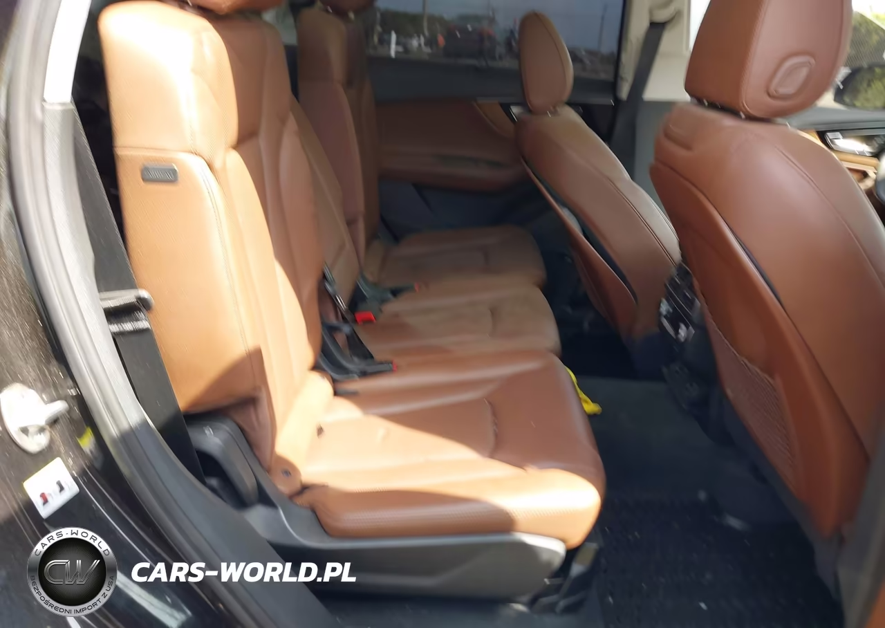 2017 Audi Q7 3.0T Premium VIN:WA1VABF72HD058001 - 8