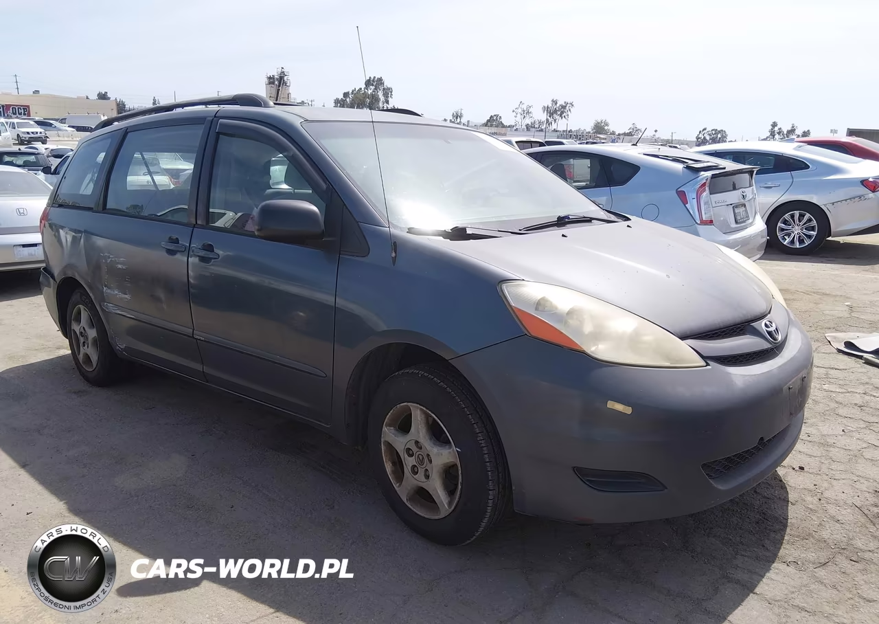 2009 Toyota Sienna Ce