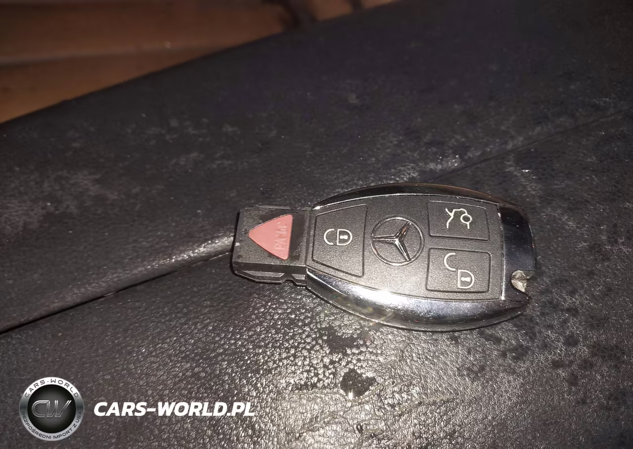 2010 Mercedes-Benz E 350 4Matic VIN:WDDHF8HB8AA163292 - 11