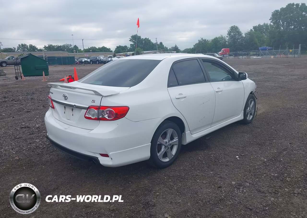 2013 Toyota Corolla S VIN:5YFBU4EE1DP135654 - 4