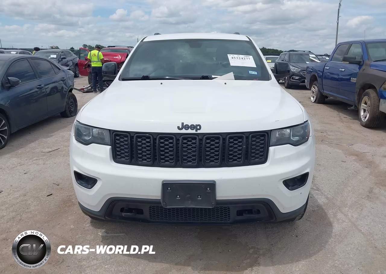 2019 Jeep Grand Cherokee Upland 4X2 VIN:1C4RJEAG4KC580528 - 12