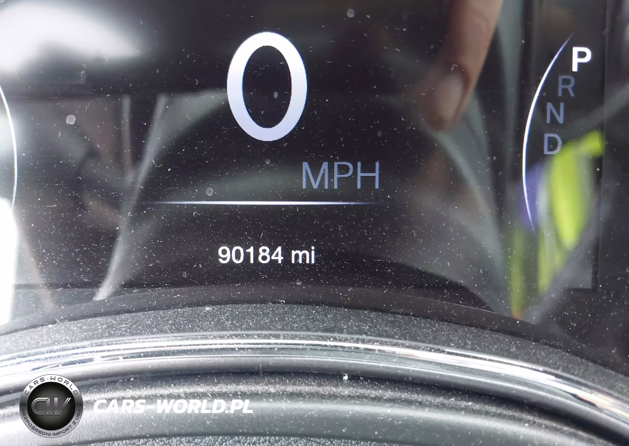 2019 Jeep Grand Cherokee Upland 4X2 VIN:1C4RJEAG4KC580528 - 15