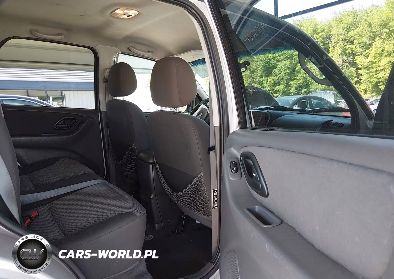 2003 Ford Escape Xlt VIN:1FMYU03133KC63583 - 8