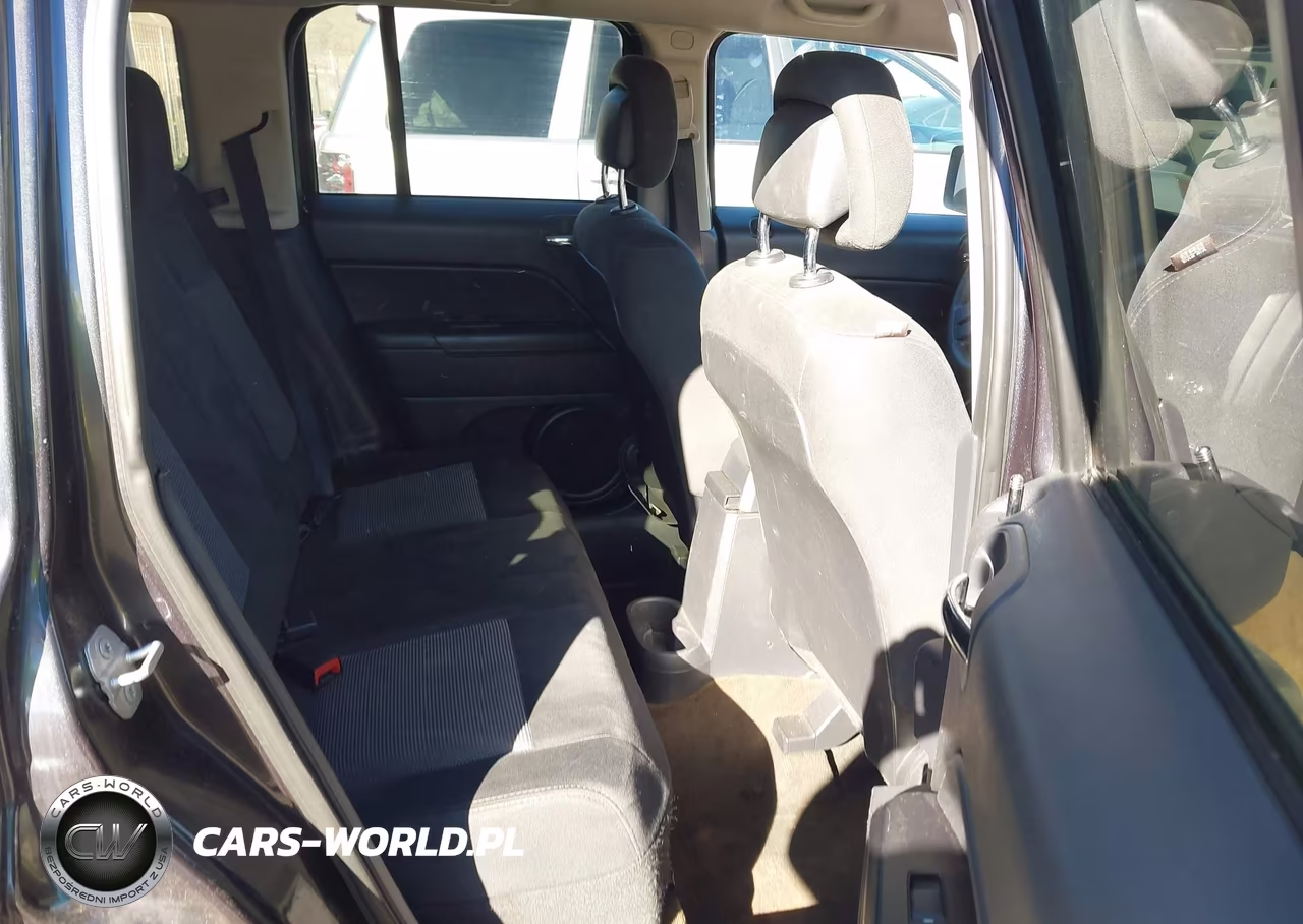 2016 Jeep Patriot Sport VIN:1C4NJRBB9GD579949 - 8