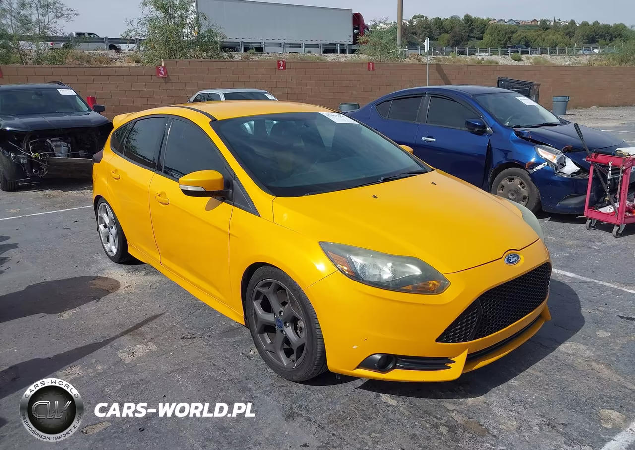 2014 Ford Focus St – zdjęcie 1 z 18