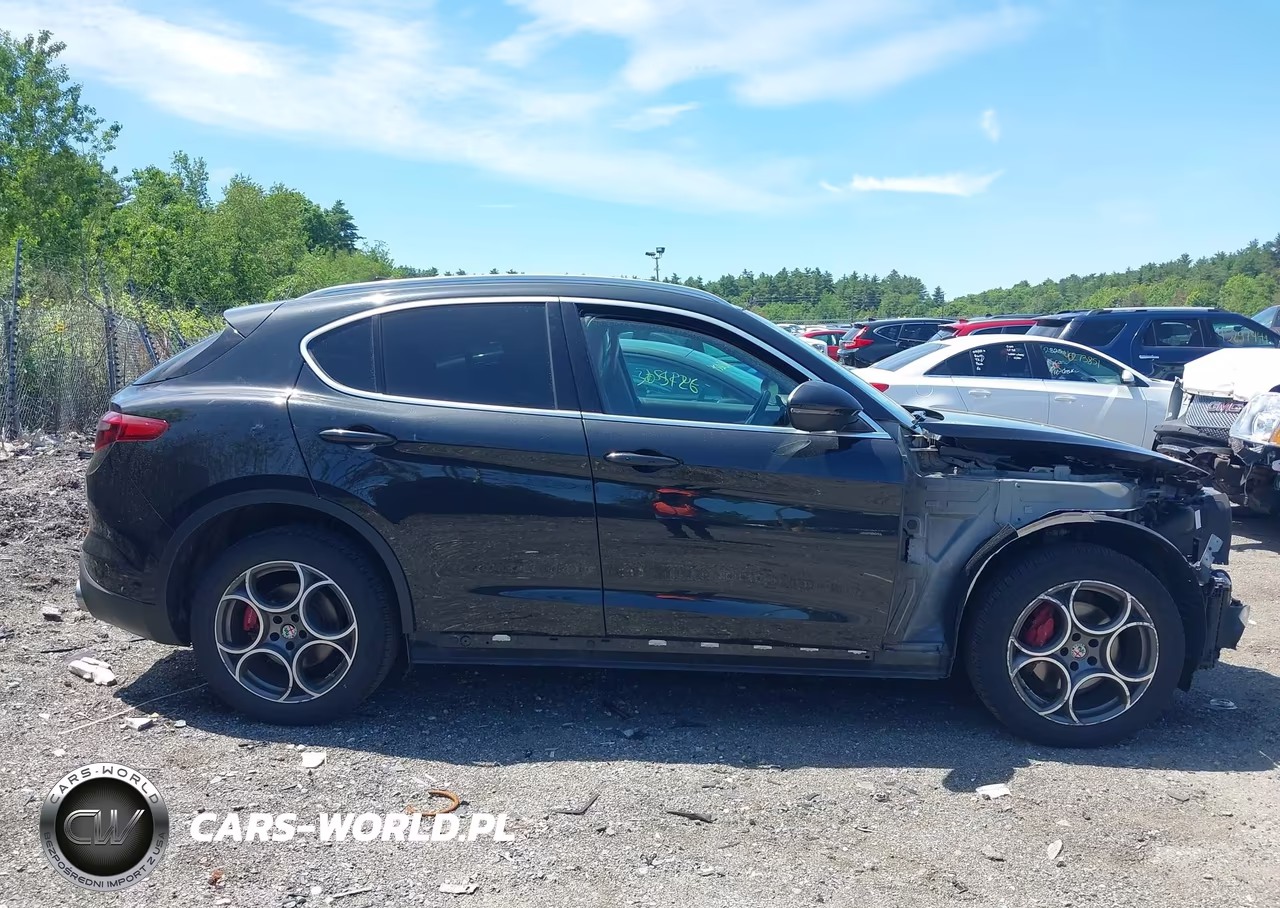 2018 Alfa Romeo Stelvio Ti Awd VIN:ZASFAKBN9J7C28932 - 14