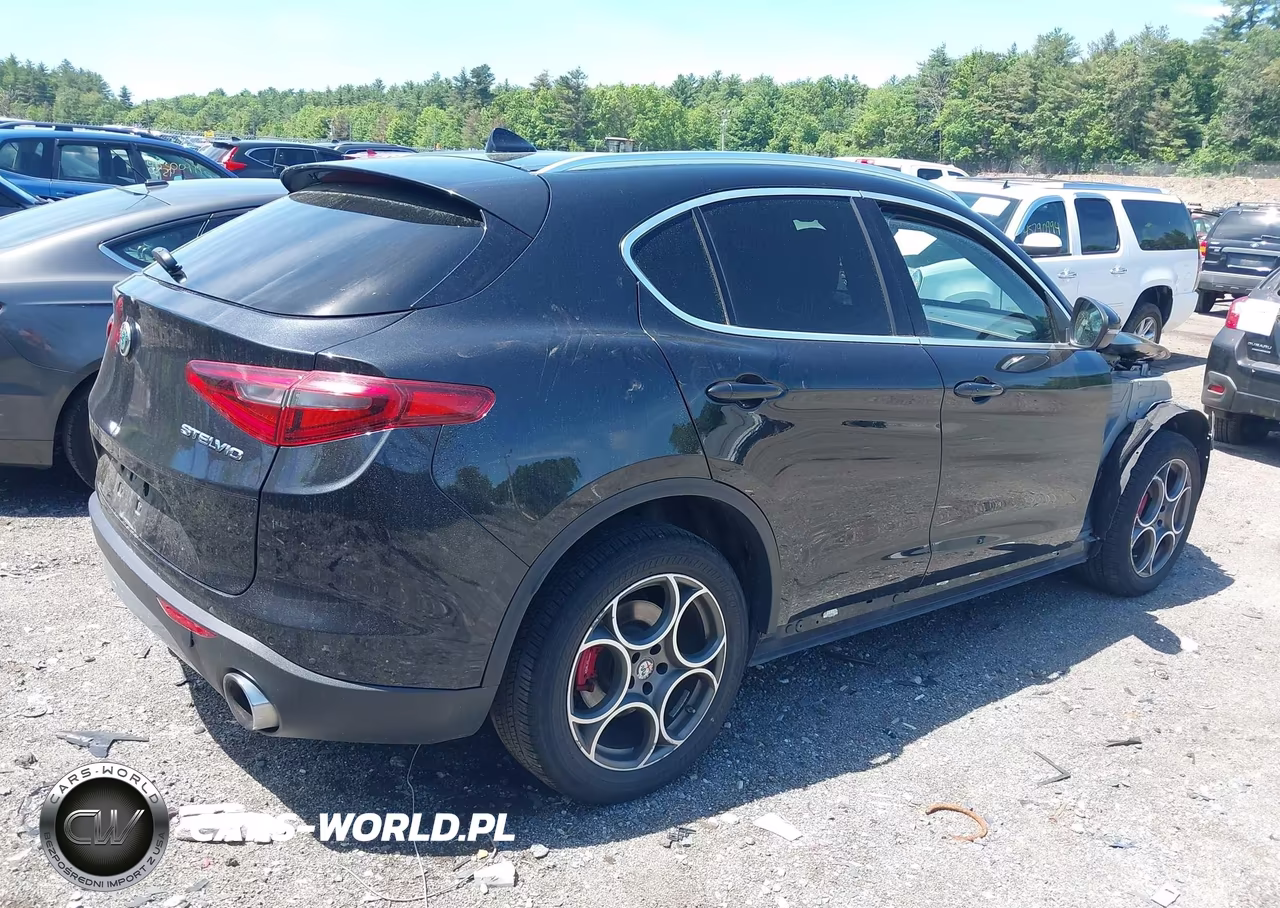2018 Alfa Romeo Stelvio Ti Awd VIN:ZASFAKBN9J7C28932 - 4