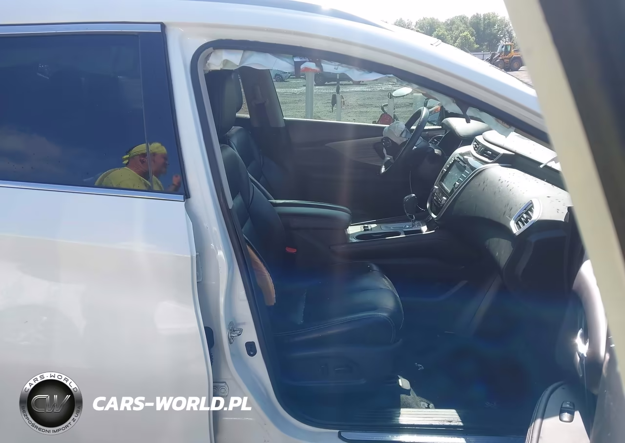 2018 Nissan Murano Platinum VIN:5N1AZ2MH5JN164365 - 5