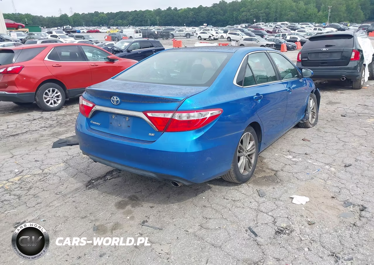 2017 Toyota Camry Se VIN:4T1BF1FK4HU698117 - 4