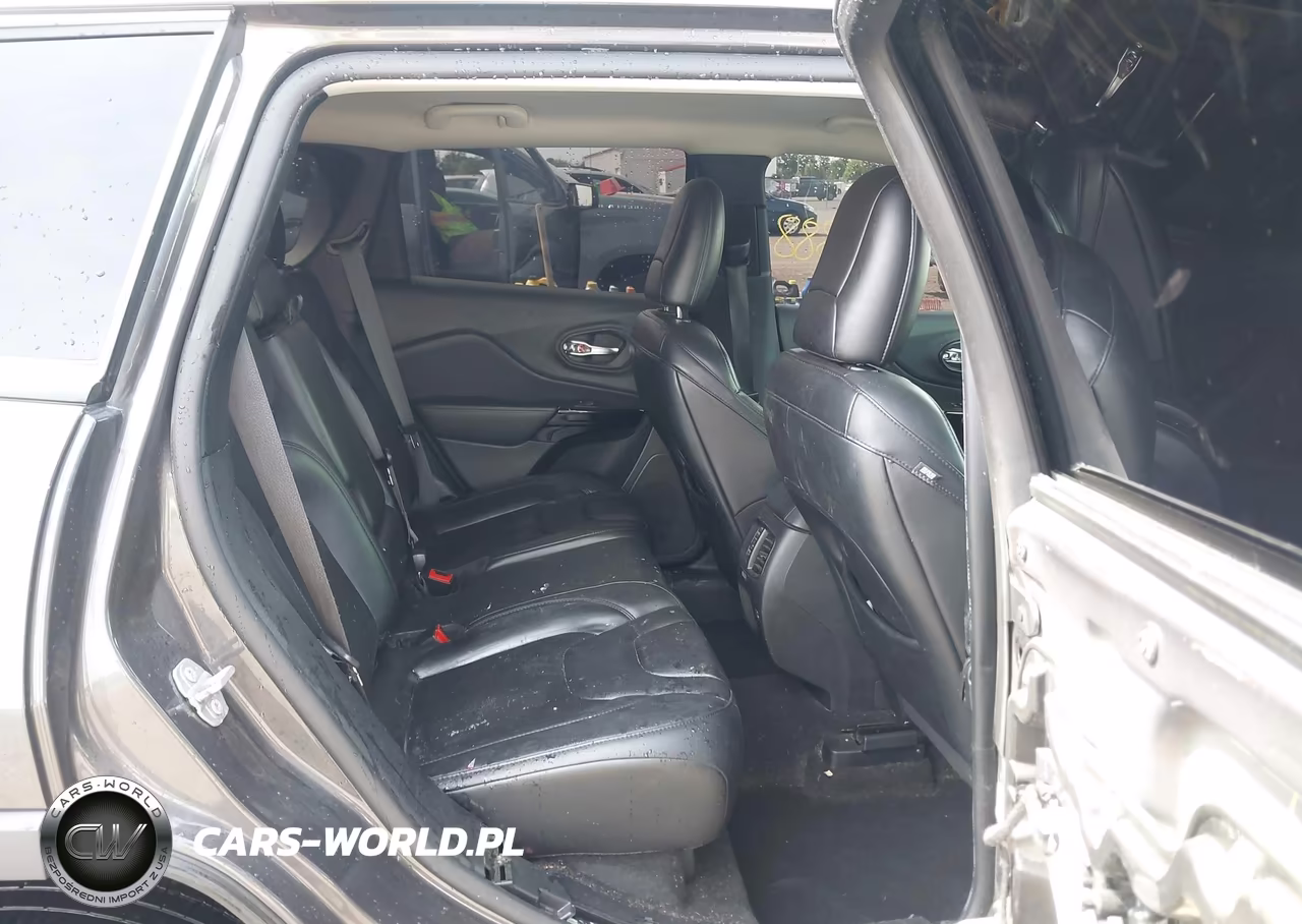 2021 Jeep Cherokee Altitude 4X4 VIN:1C4PJMLB0MD157042 - 8