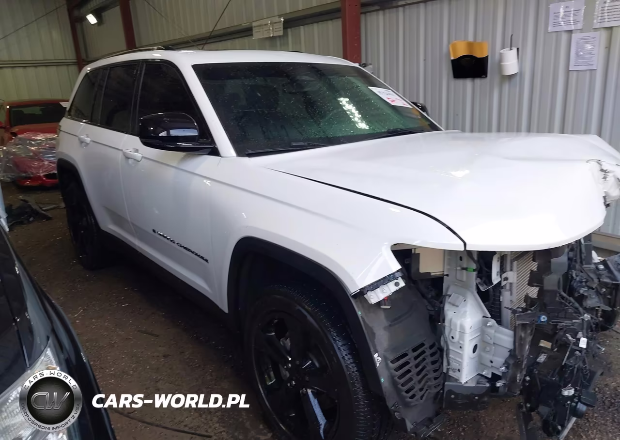 2023 Jeep Grand Cherokee Altitude 4X4 – zdjęcie 1 z 17