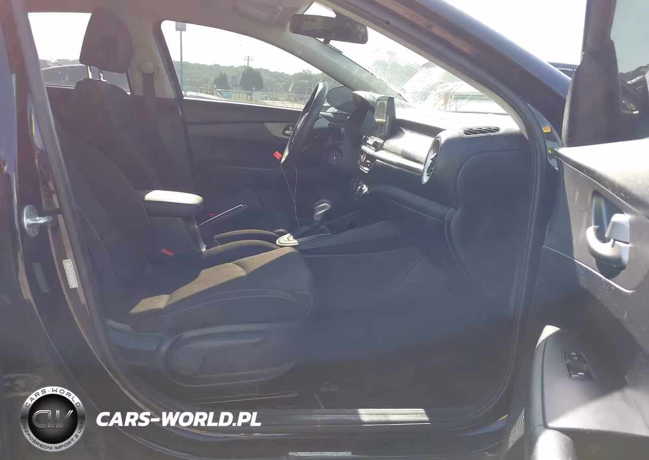 2020 Kia Forte Lxs VIN:3KPF24AD5LE214572 - 5