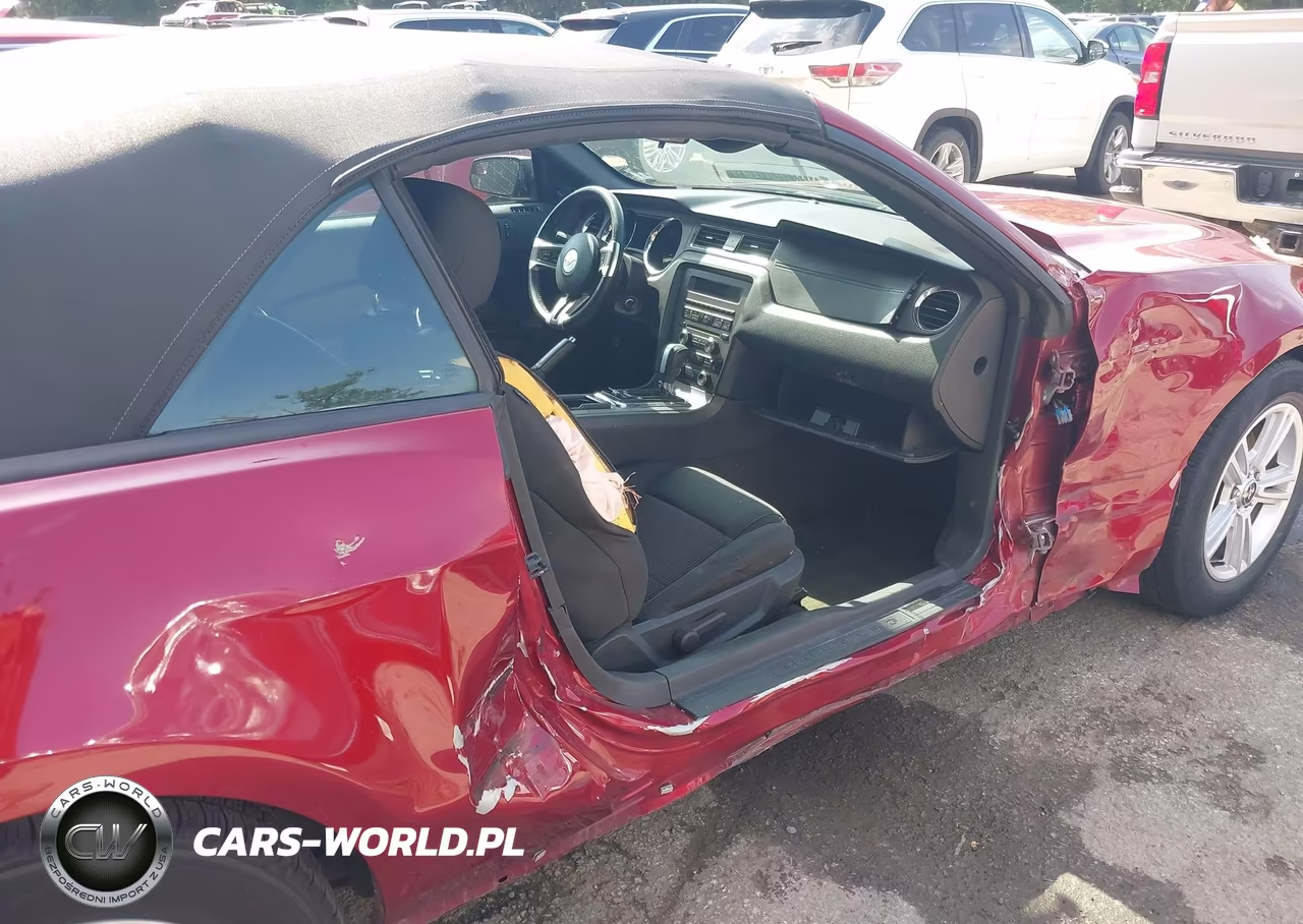 2014 Ford Mustang V6 VIN:1ZVBP8EM8E5219889 - 18