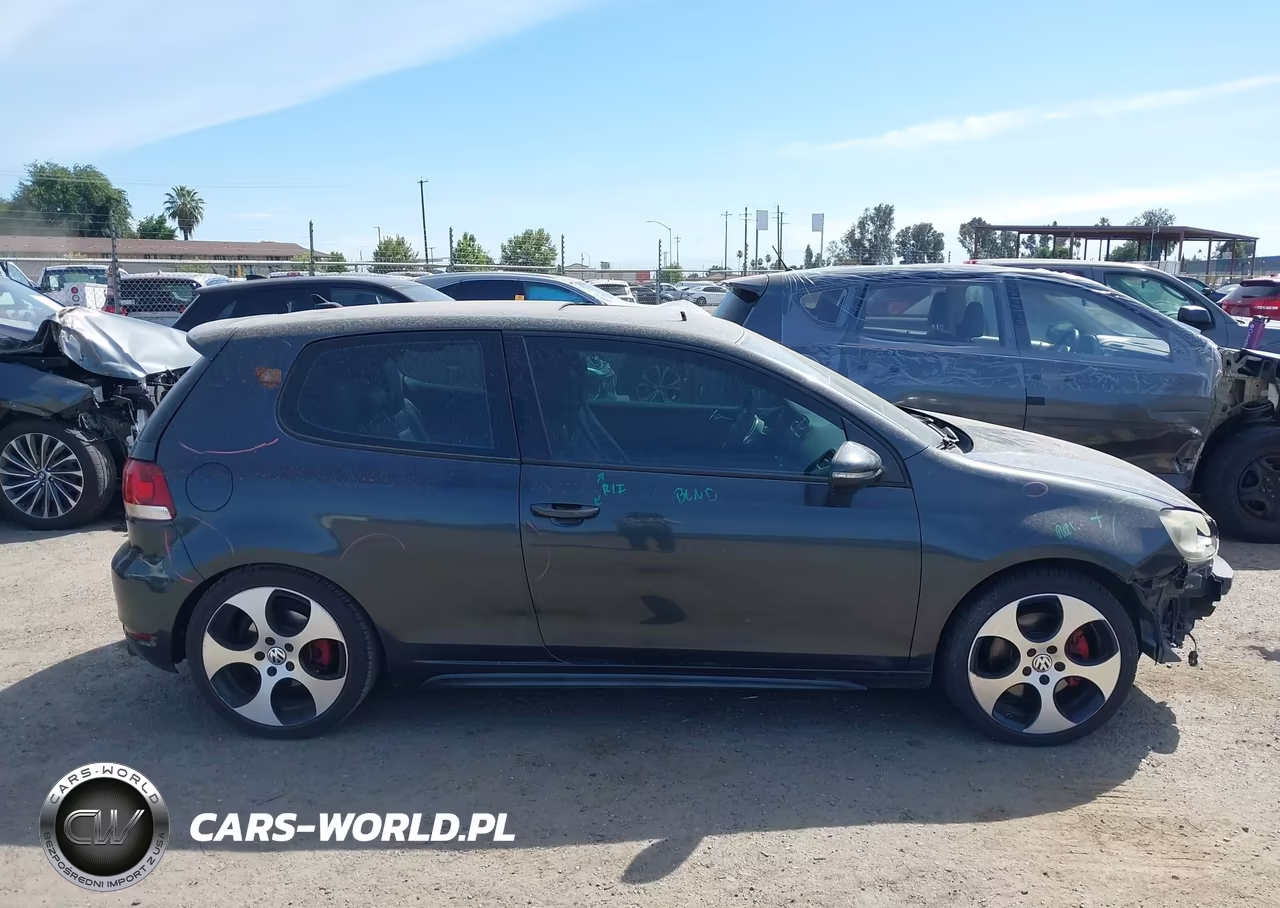 2010 Volkswagen Gti 2-Door VIN:WVWFD7AJ7AW356250 - 14
