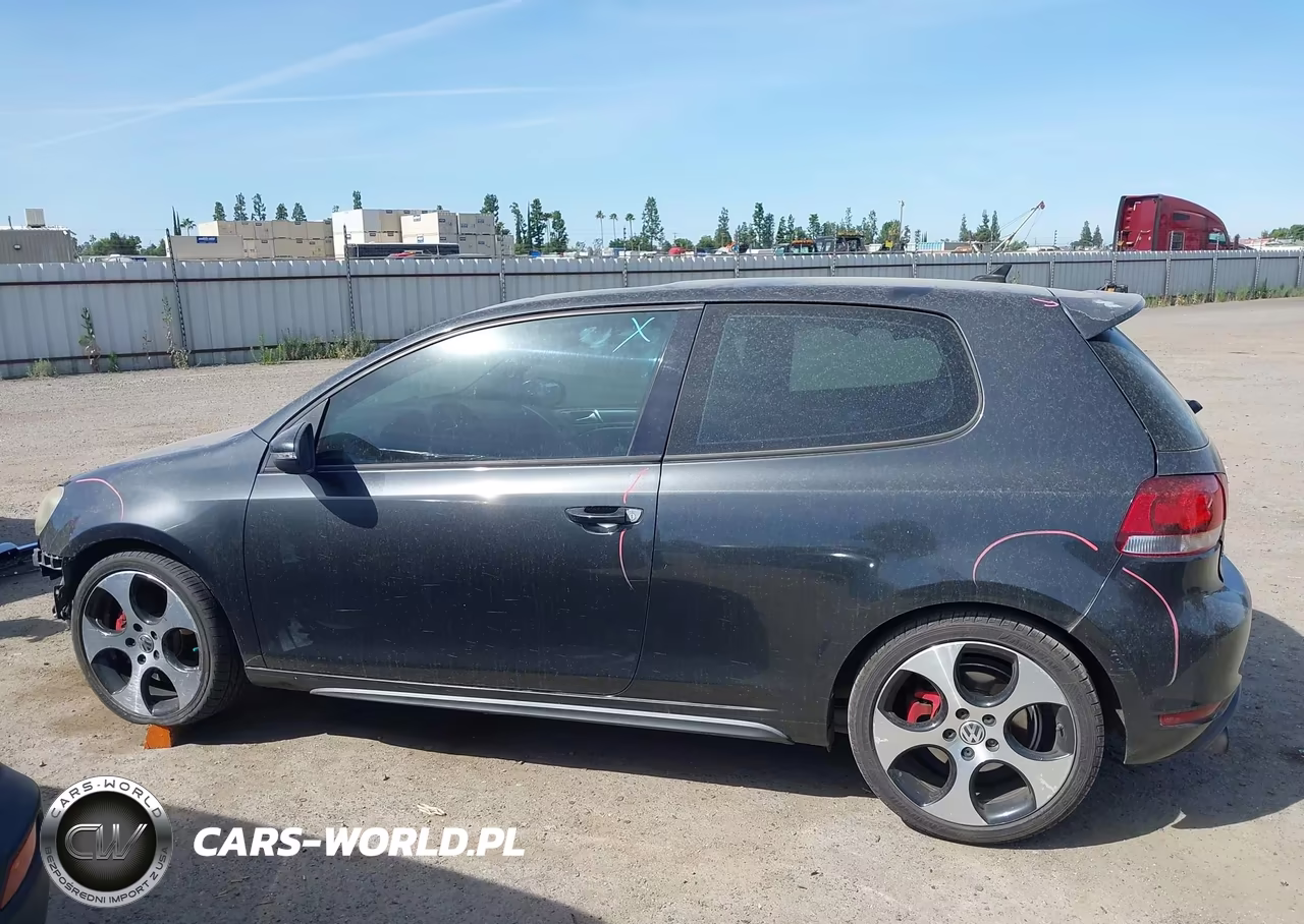 2010 Volkswagen Gti 2-Door VIN:WVWFD7AJ7AW356250 - 15
