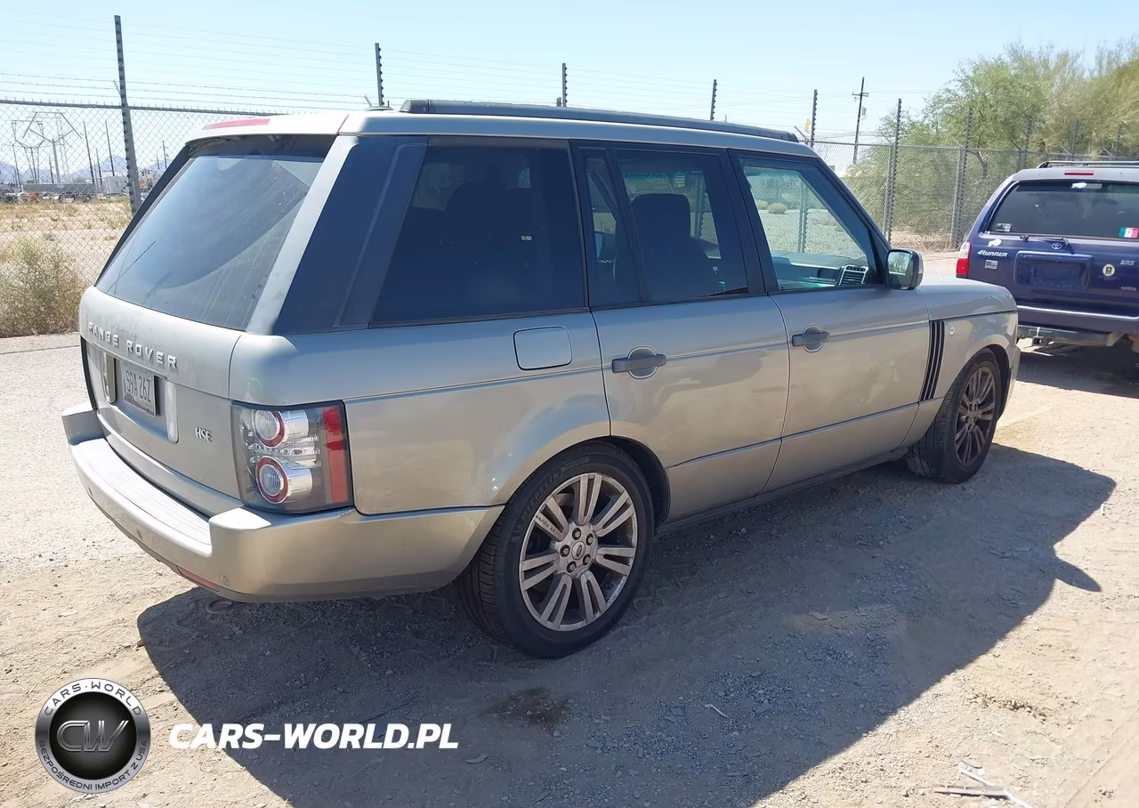 2010 Land Rover Range Rover Hse VIN:SALMF1D4XAA328114 - 4
